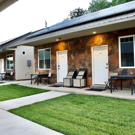 Villa Bunkhouse 5B With Shady Porch à La Verkin Extérieur photo